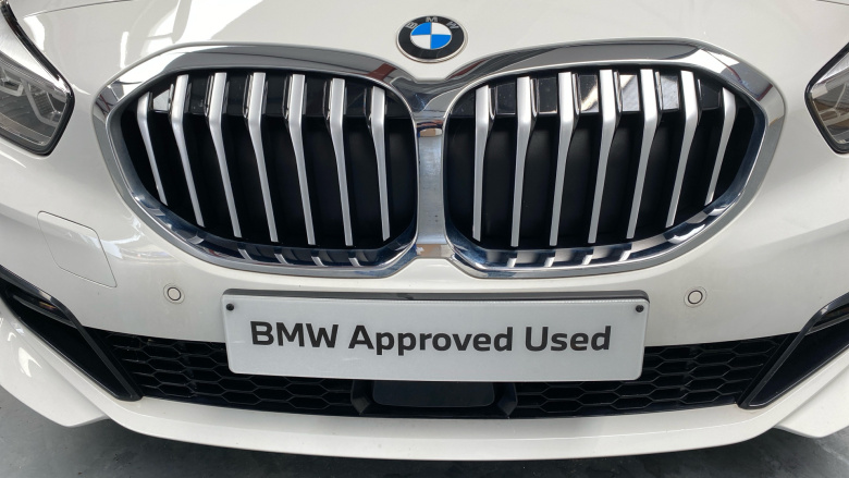 BMW 1 Series 118i [136] M Sport 5dr [Live Cockpit Professional] Petrol Hatchback